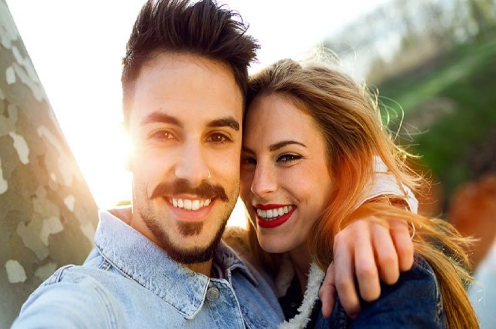 How Do You Know If A Girl Is In Love Amolatina Scam