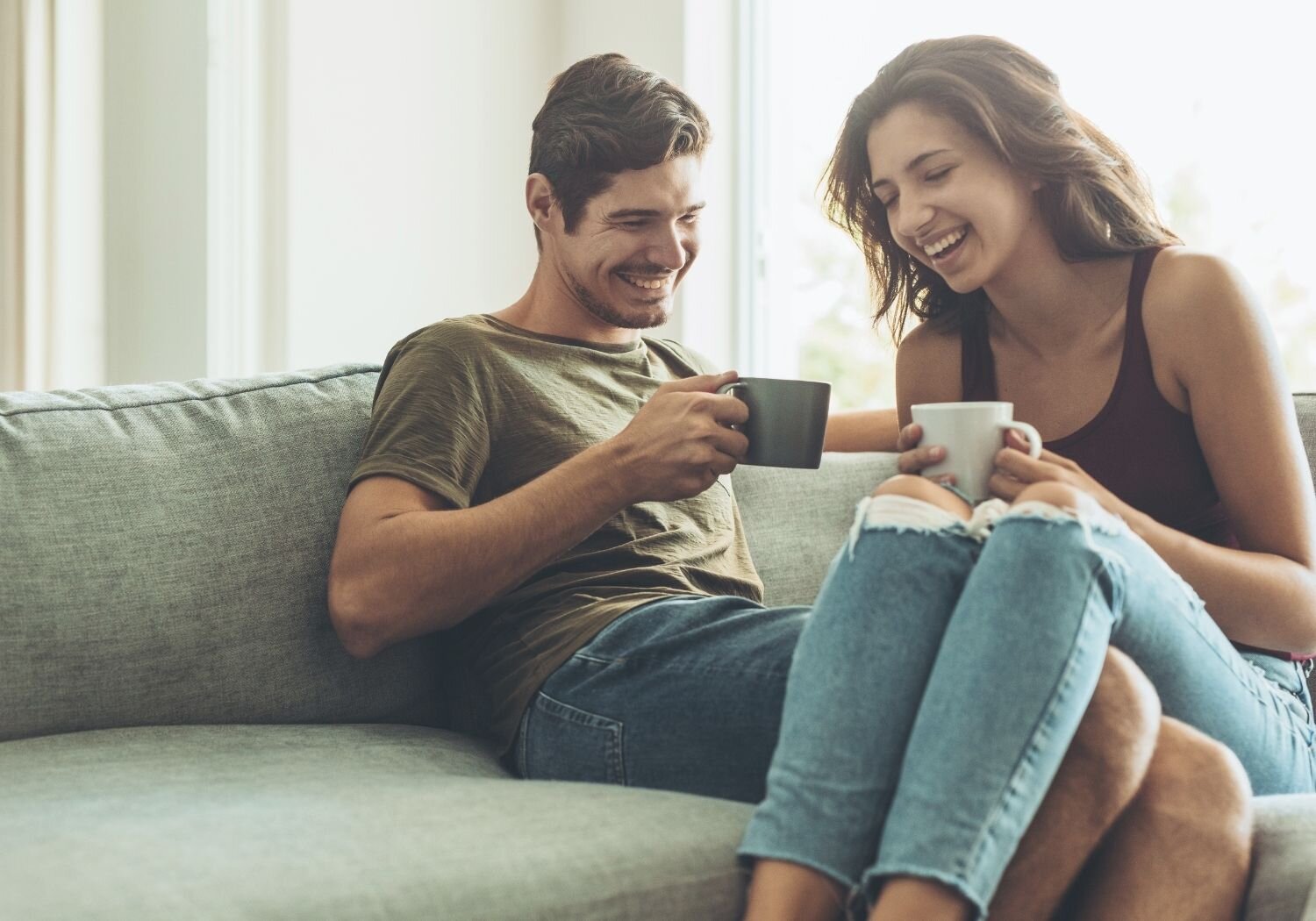 Effective Communication in Early Dating